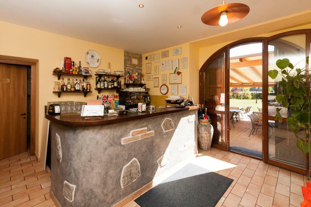 Taverna Dei Guelfi Senigallia Extérieur photo